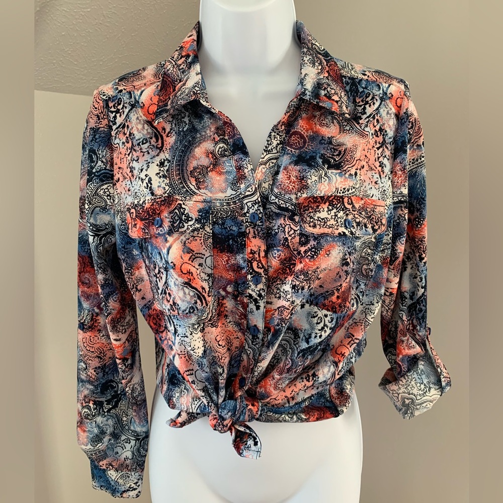 Perfect for the 4th! Notations Button Down